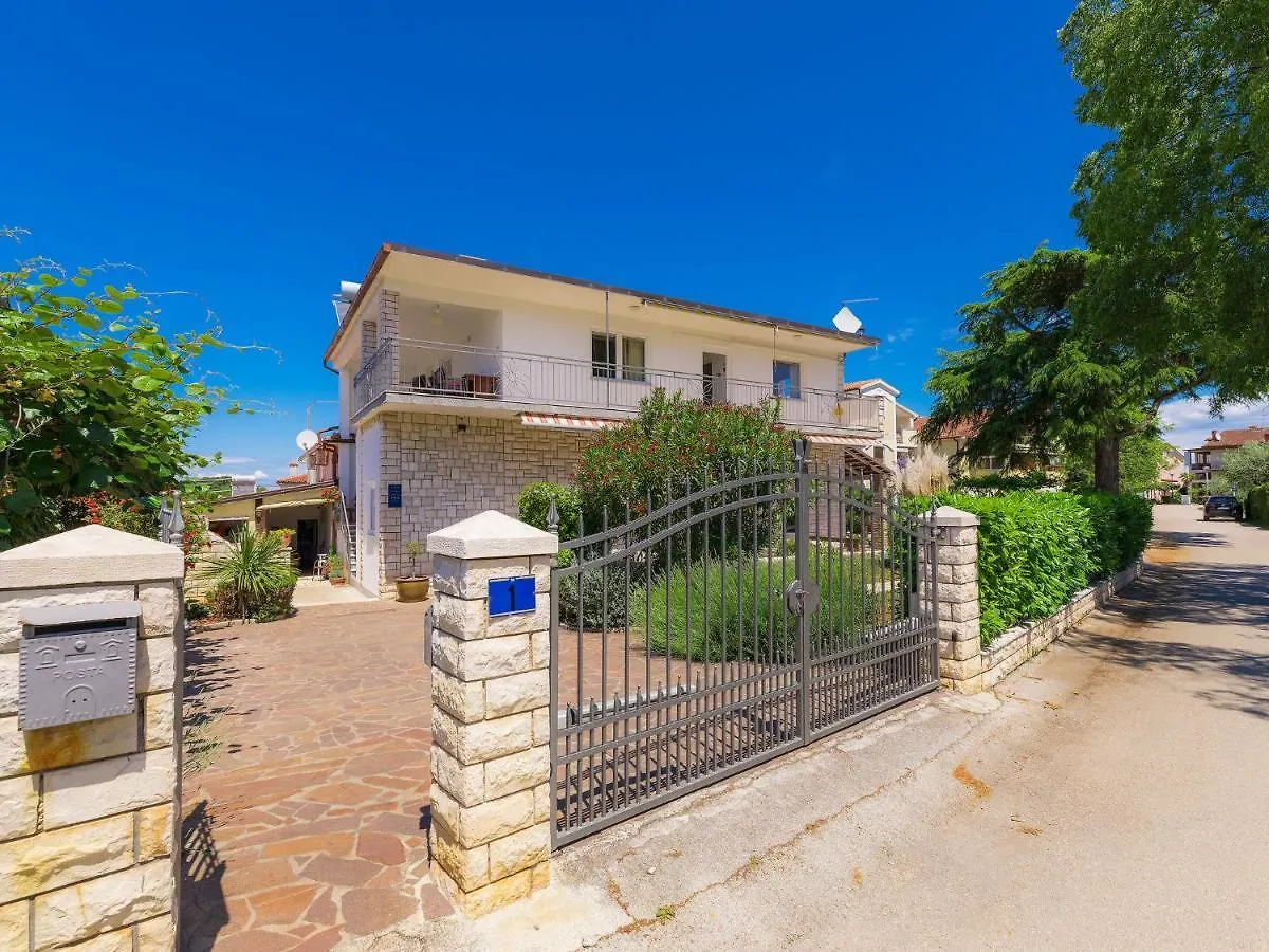 Apartment Nika-1 Umag 0*,